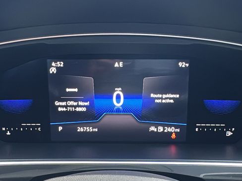 Used 2023 Volkswagen Tiguan SE R-Line image 24