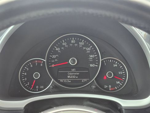 Used 2012 Volkswagen Beetle 2.5 image 24