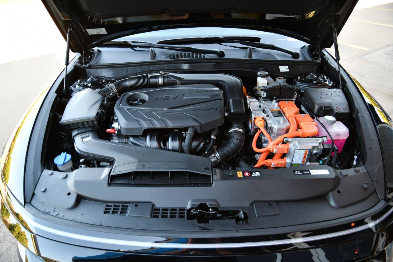 Used 2026 Hyundai Sonata Blue FWD image 31