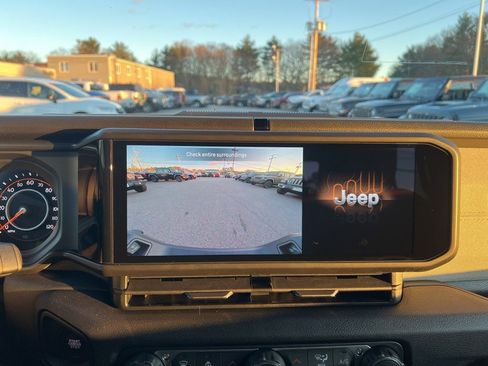 New 2026 Jeep Gladiator Sport image 30