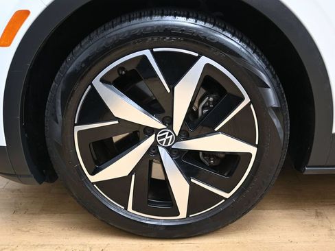 Used 2023 Volkswagen ID.4 Pro S RWD image 9