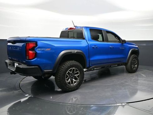 Used 2024 Chevrolet Colorado ZR2 w/ Technology Package image 6