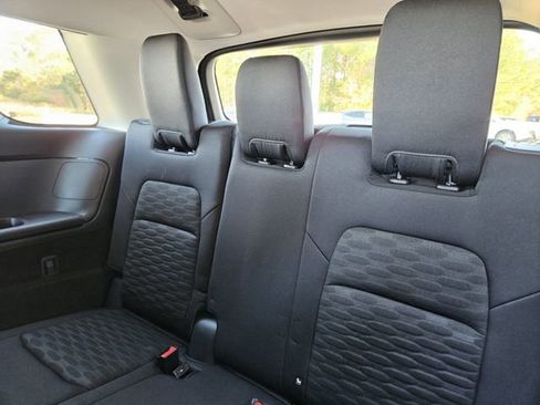 Used 2024 Nissan Pathfinder SV image 30