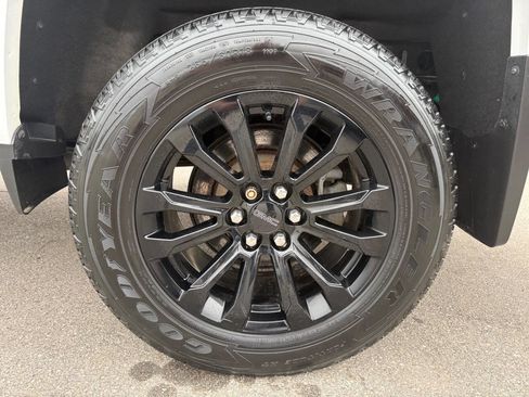 Used 2022 GMC Canyon Elevation Standard AWD/4WD image 10