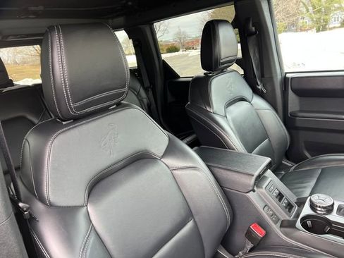 Used 2025 Ford Bronco Outer Banks image 37