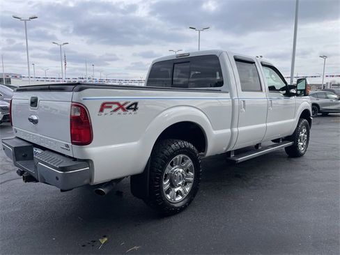 Used 2015 Ford F250 Lariat w/ Lariat Ultimate Package image 5