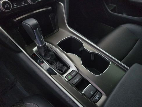 Used 2022 Honda Accord Sport image 20