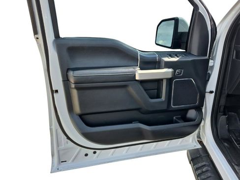 Used 2020 Ford F150 Lariat w/ Equipment Group 502A Luxury AWD/4WD image 26