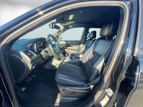 Used 2019 Jeep Grand Cherokee Altitude image 5