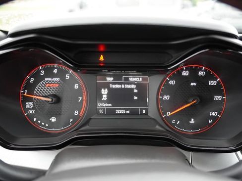Used 2024 Chevrolet Trax RS w/ Driver Confidence Package FWD image 29