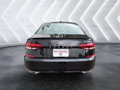 Used 2020 Volkswagen Passat 2.0T R-Line FWD image 3