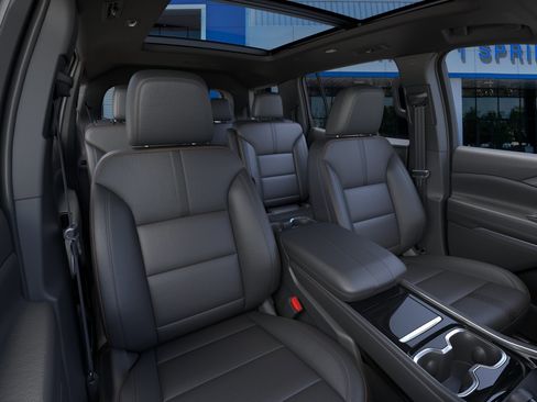 New 2026 Chevrolet Traverse High Country FWD image 40