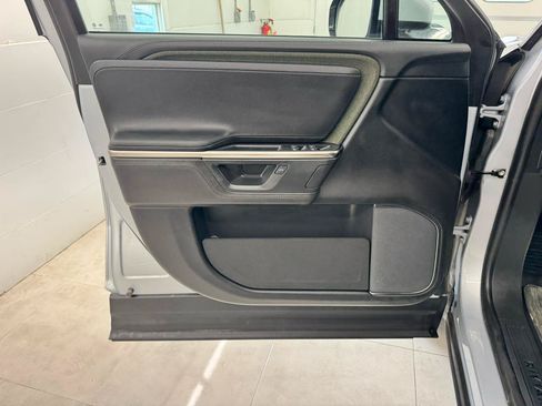 Used 2025 Rivian R1T Adventure AWD/4WD image 9