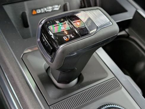 New 2026 GMC Hummer EV SUV AWD/4WD image 17