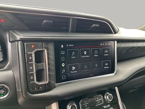 Used 2023 GMC Yukon XL Denali w/ Denali Reserve Package RWD image 34