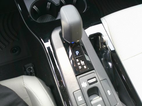 Used 2023 Toyota Prius Limited image 41