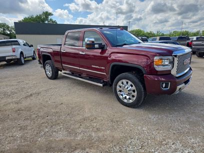 Used 2016 GMC Sierra 2500 Denali w/ Duramax Plus Package