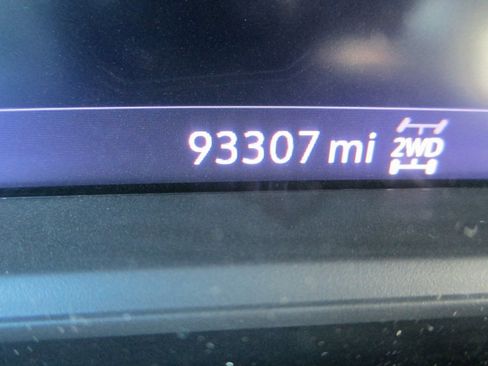 Used 2021 GMC Sierra 1500 SLE w/ X31 Off-Road Package image 29