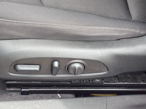 Used 2023 Chevrolet Malibu LT FWD image 4