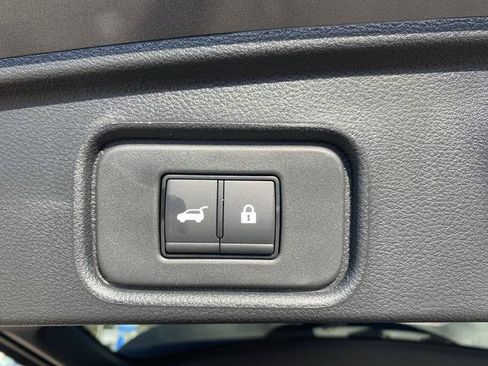 New 2026 Nissan Pathfinder Platinum w/ Cargo Package AWD/4WD image 32