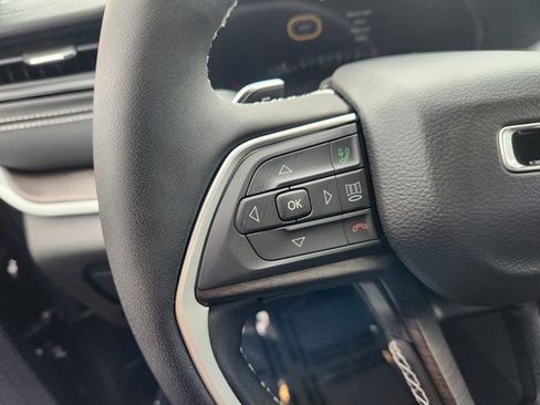 New 2026 Jeep Grand Cherokee Altitude AWD/4WD image 20