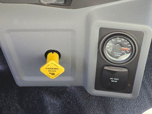 New 2026 Ford F650 2WD SuperCab Super Duty image 18