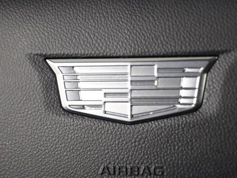 Certified 2025 Cadillac Optiq Luxury 2 w/ LPO, Floor Liner Package AWD/4WD image 35