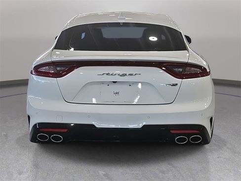 Used 2020 Kia Stinger GT-Line image 7
