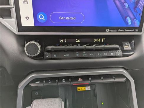 Used 2024 Toyota Tundra Platinum image 20