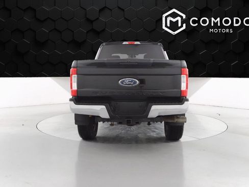 Used 2017 Ford F250 XLT w/ Snow Plow Prep Package image 4