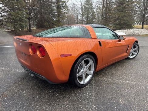 Used 2007 Chevrolet Corvette Coupe w/ Preferred Equipment Group image 3