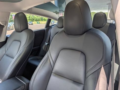 Used 2021 Tesla Model 3 Standard Range Plus RWD image 13
