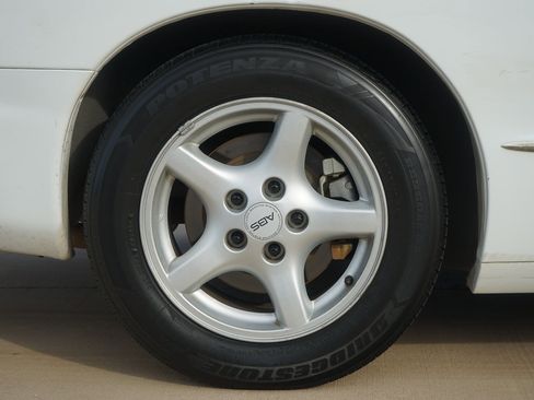 Used 1998 Pontiac Firebird Formula w/ Opt Pkg image 40