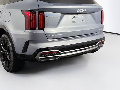 Used 2023 Kia Sorento SX AWD/4WD image 39