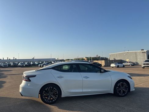 Used 2021 Nissan Maxima 3.5 SV w/ Floor Mat Group image 21