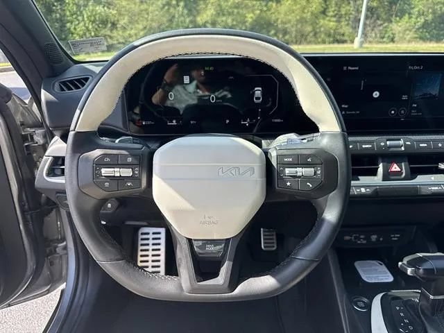 Certified 2025 Kia K4 GT-Line Turbo FWD image 10