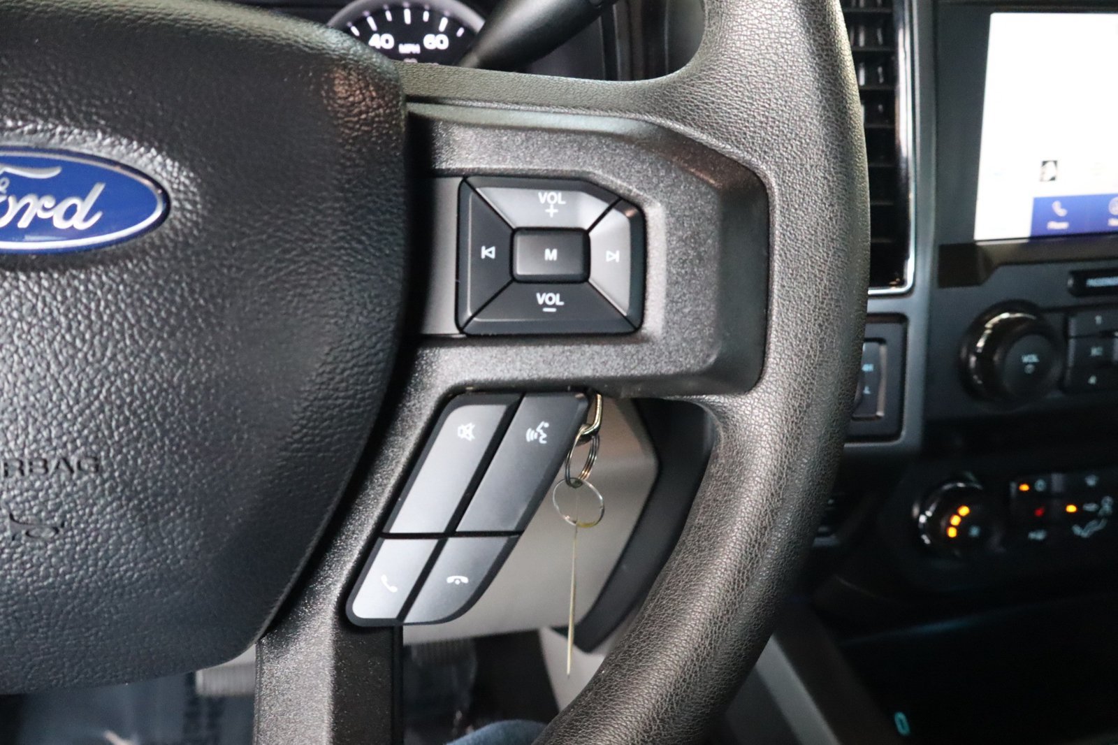 Used 2021 Ford F250 XLT w/ XLT Premium Package AWD/4WD image 26