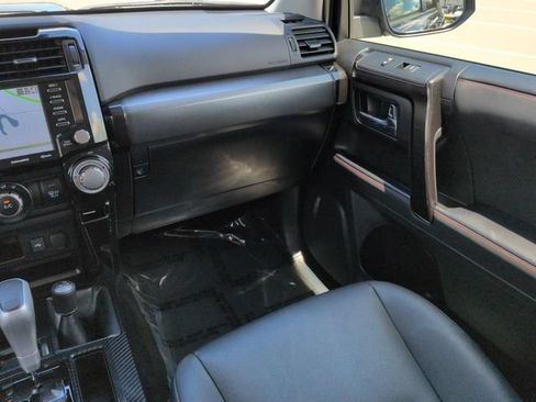 Certified 2024 Toyota 4Runner TRD Off-Road Premium w/ Moonroof Package AWD/4WD image 17