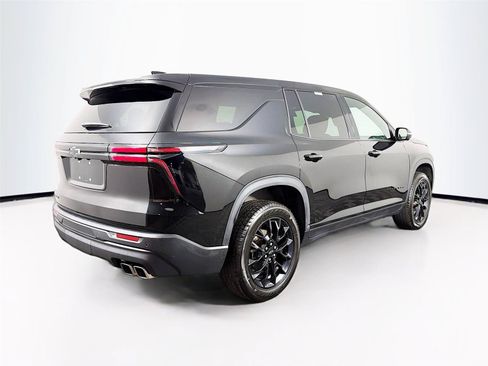 Used 2024 Chevrolet Traverse LS w/ Midnight/Sport Edition FWD image 11