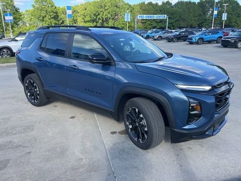 New 2026 Chevrolet Equinox RS w/ Convenience Package III FWD image 11