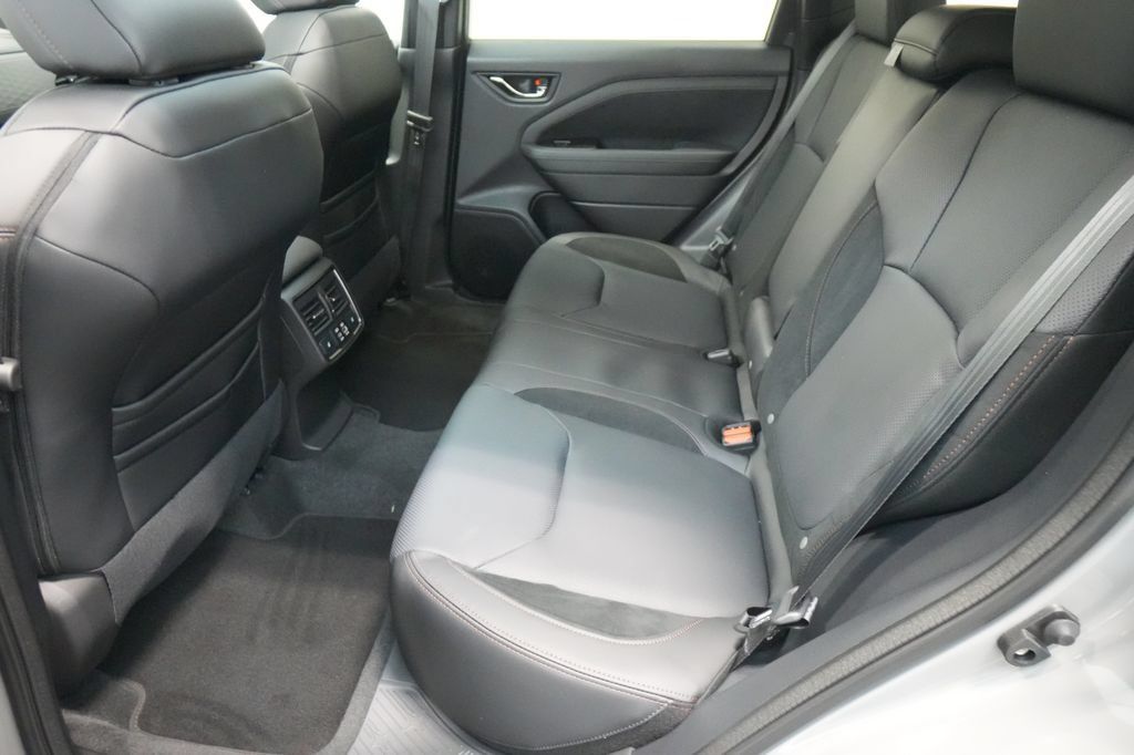 Used 2026 Subaru Forester Touring AWD/4WD image 27