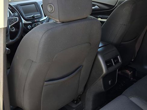 Used 2018 Chevrolet Equinox LT image 20