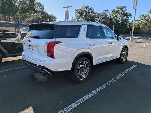 Used 2023 Hyundai Palisade SEL w/ Premium Package image 5