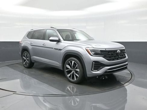 New 2026 Volkswagen Atlas SEL Premium R-Line AWD/4WD image 1