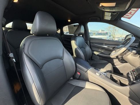 Used 2023 INFINITI QX55 Essential w/ Accent Package image 30