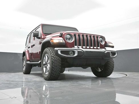 Used 2021 Jeep Wrangler Unlimited Sahara w/ Cold Weather Group image 32