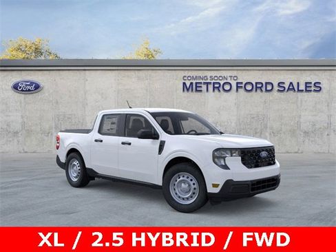 New 2025 Ford Maverick XL image 28