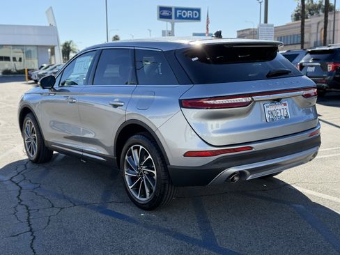 Used 2024 Lincoln Corsair FWD w/ Equipment Group 101A image 5