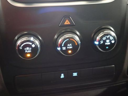 Used 2013 RAM 1500 Express RWD image 17