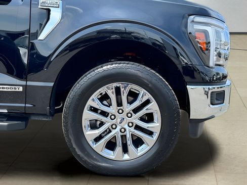 Used 2025 Ford F150 Lariat w/ Equipment Group 501A Mid AWD/4WD image 48